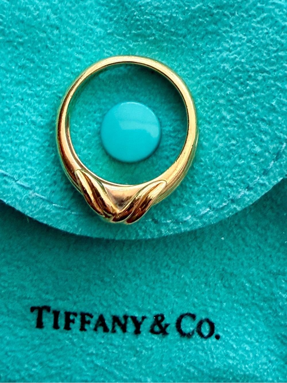 Classic Tiffany & Co  Signature 18k Gold “X” Ring, - Picture 8 of 14